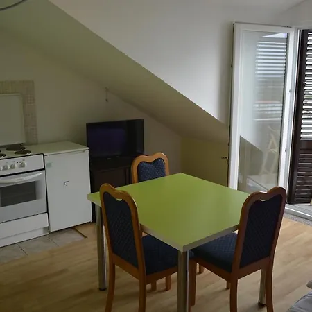 Apartment Jana Primošten