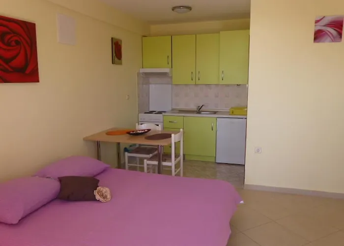 Jana * פרימוסטן